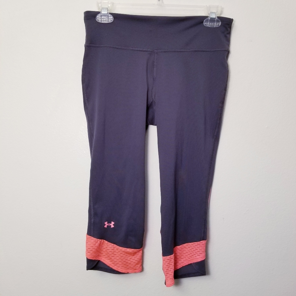 Under Armour Medium Heat Gear Gray Workout capris